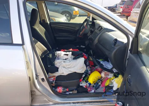 2016 Nissan Versa 1.6 S+ из США, поврежденный, VIN 3N1CN7AP6GL899515